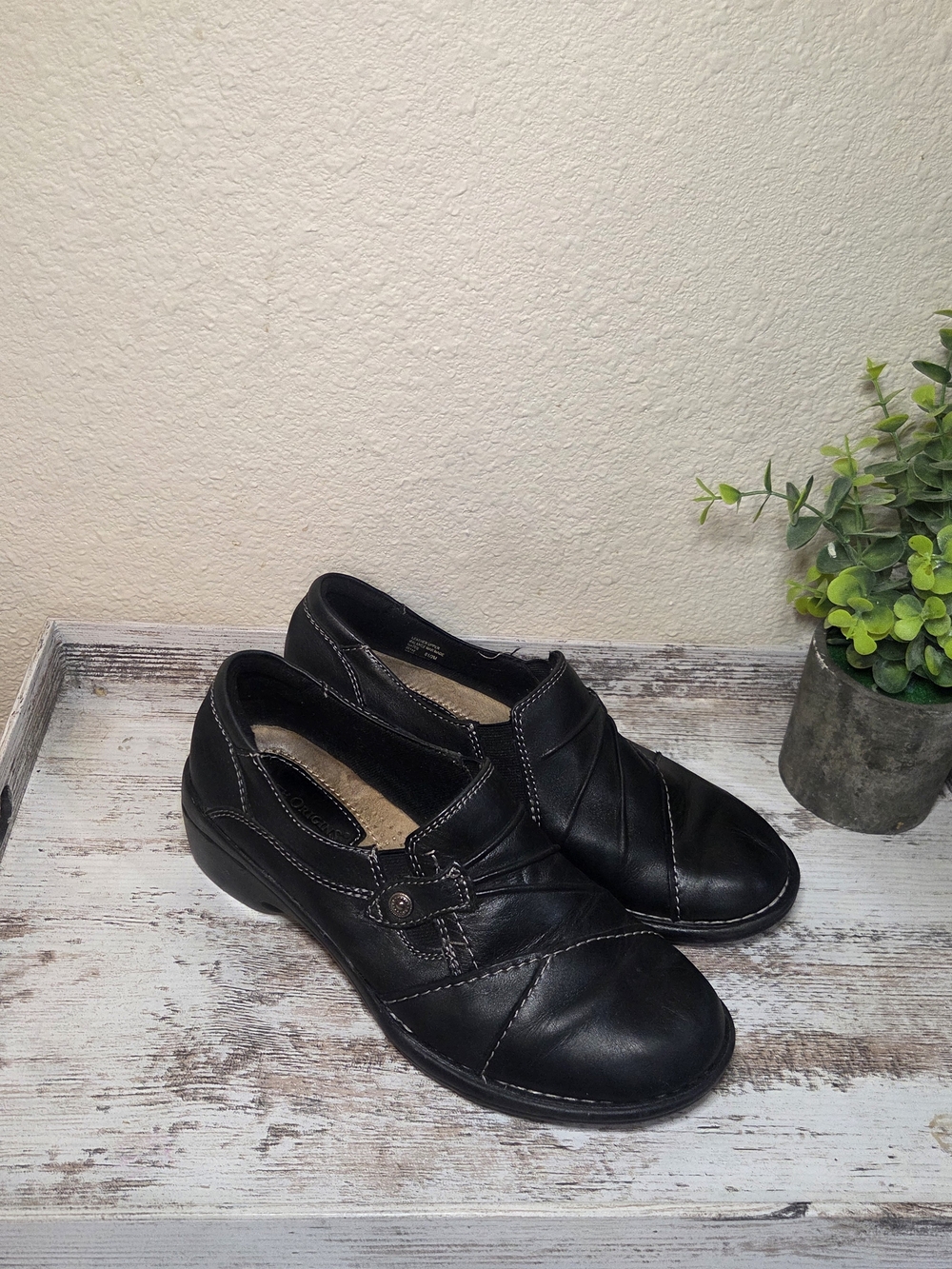 Earth Origins Black Leather Slip-On Comfort Loafers 6.5